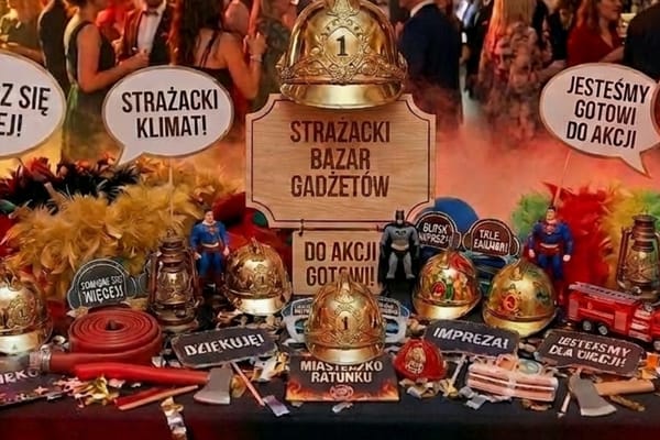 Fotobudka abliczki z napisami do fotobudki na Twoje wesele w Warszawie