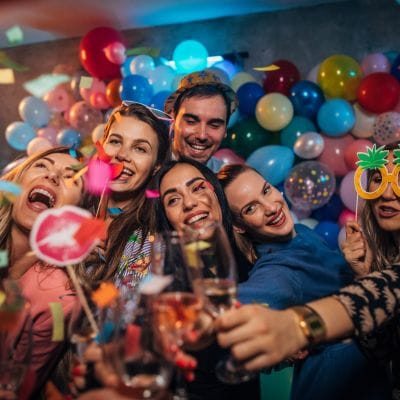 Fotobudka Łódź 16 Fotobudka Łódź na urodziny szybkie zdjęcia i zabawa dla gości
