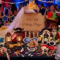 gadżety do fotobudki 360 maski pistolety na bańki